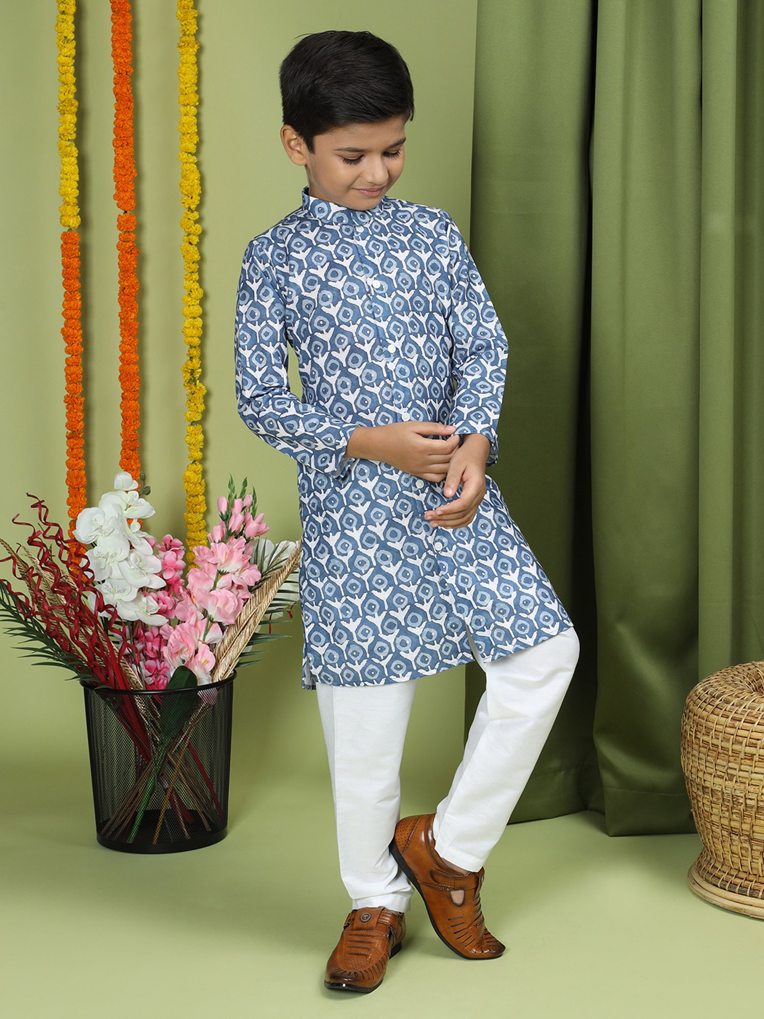 VASTRAMAY Boys Yellow & White Cotton Printed Full Sleeves Kurta Sets
