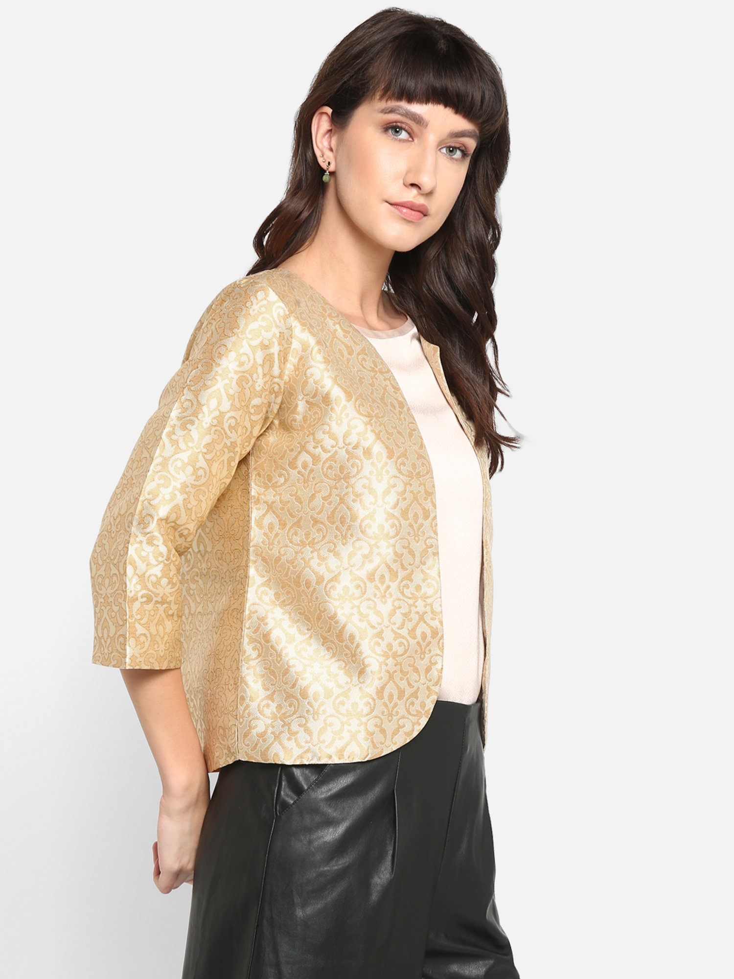 Hangup Beige Jacquard Pattern Shrug