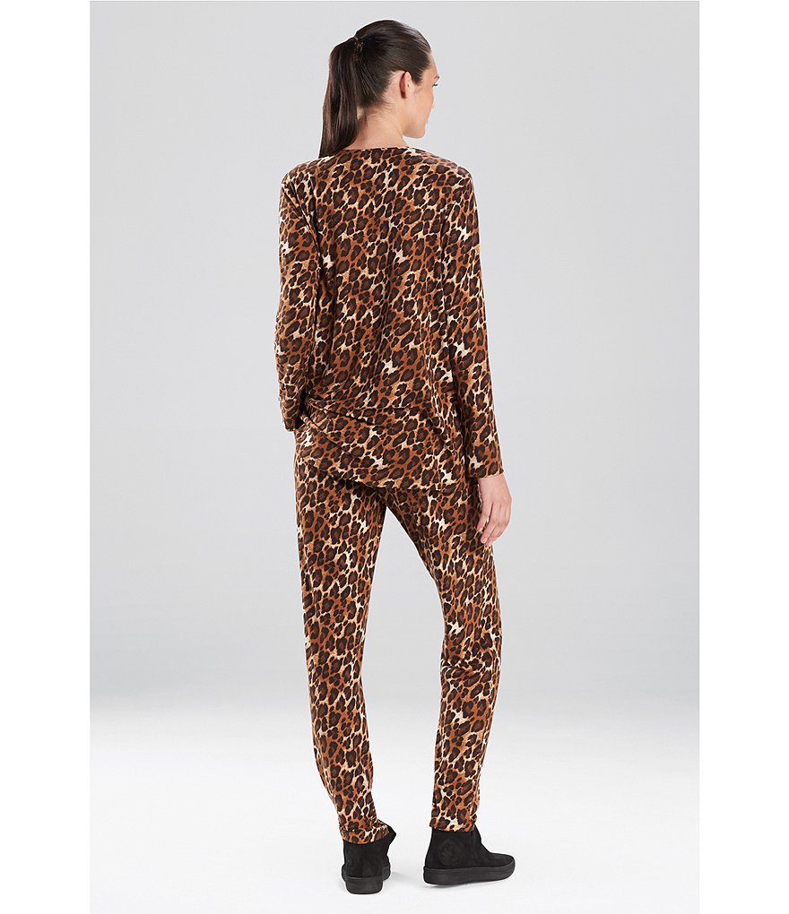 Natori Animal Print V-Neck Long Sleeve Jersey Knit Pajama Set