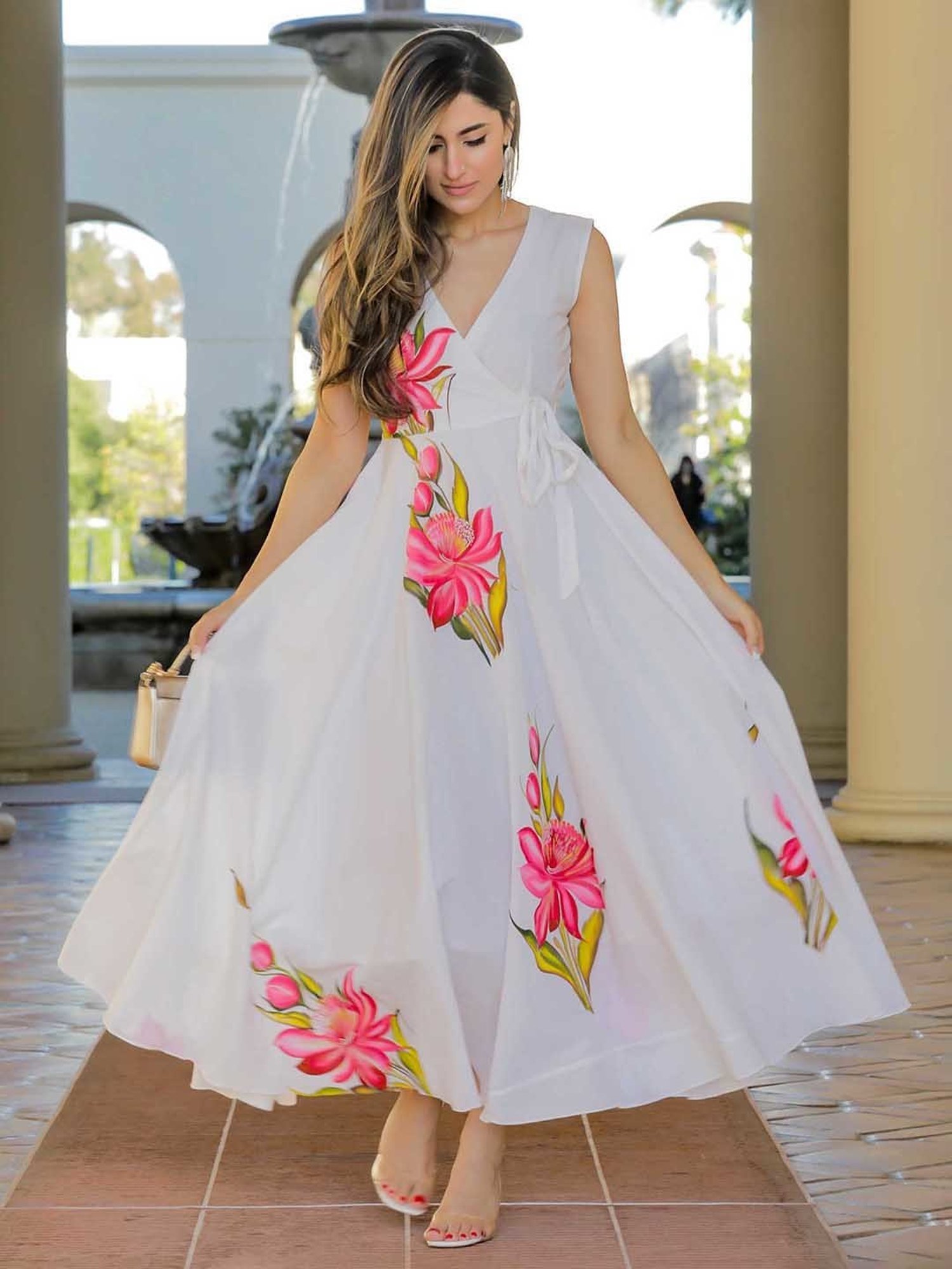 AACHHO White Shell Hand Painted Cotton Dress