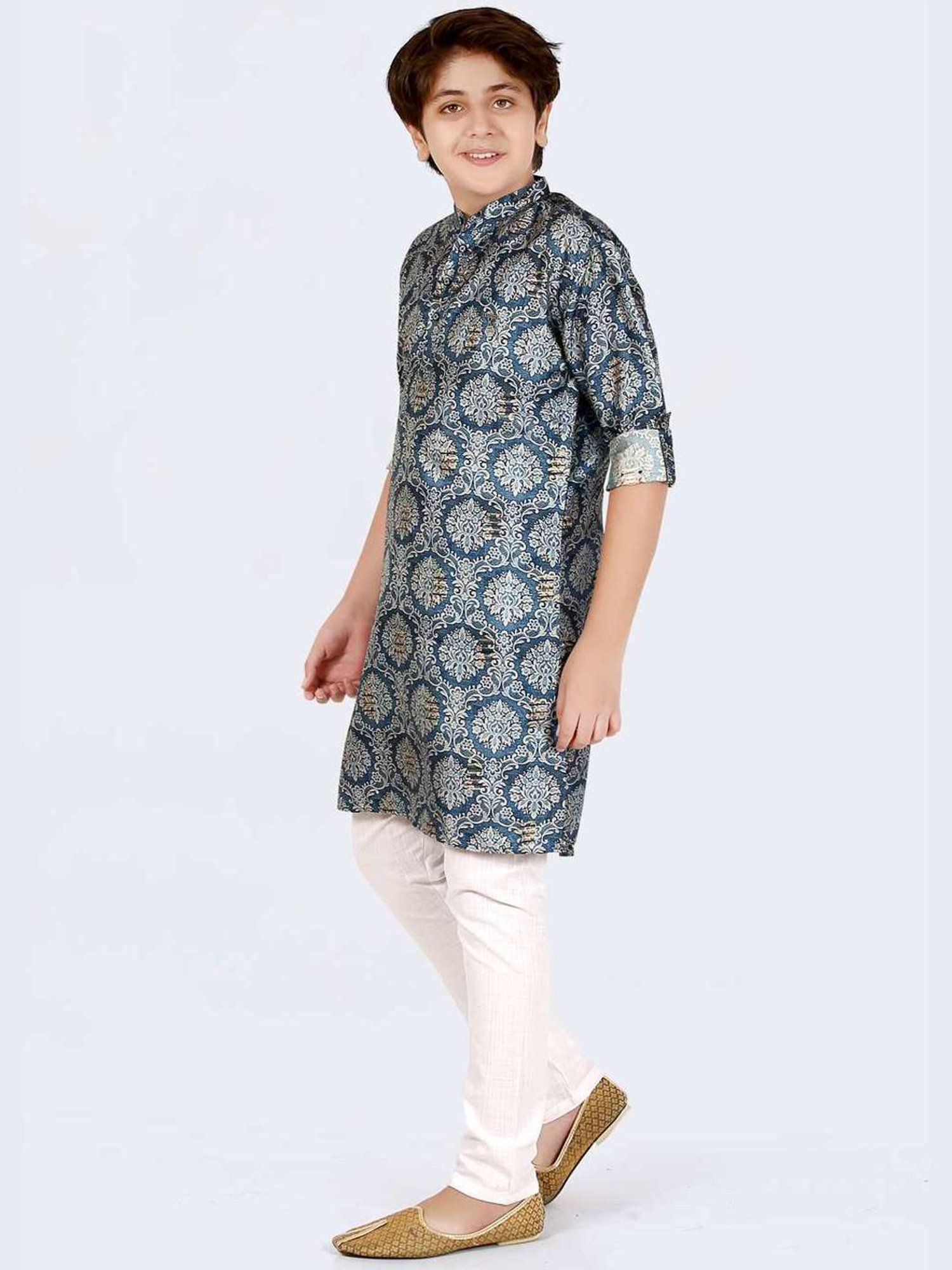 Cavio Kids Blue & White Cotton Printed Full Sleeves Kurta Set