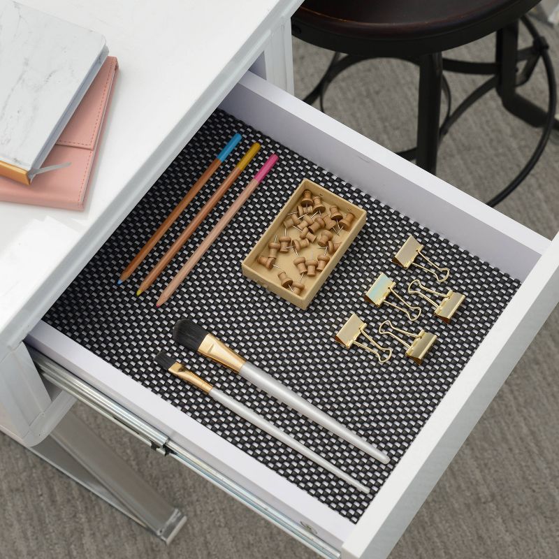 Con-Tact Brand Grip Premium Non-Adhesive Shelf Liner- Thick Grip Black (18''x 8')