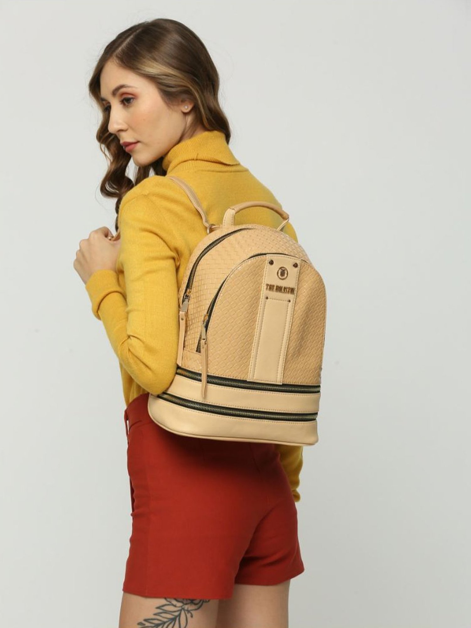 THE HOLISTIK Retro Wave Beige Textured Medium Backpack