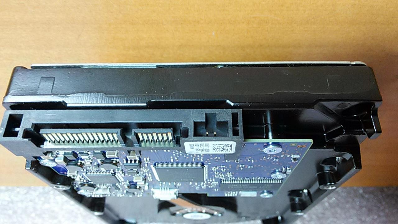 HITACHI Hua722010Cla330  New With Full Mfg Warranty. Ultrastar A7K2000 1Tb 7200Rpm 32Mb Buffer Sataii 7Pin 3.5Inch Hard Disk Drive