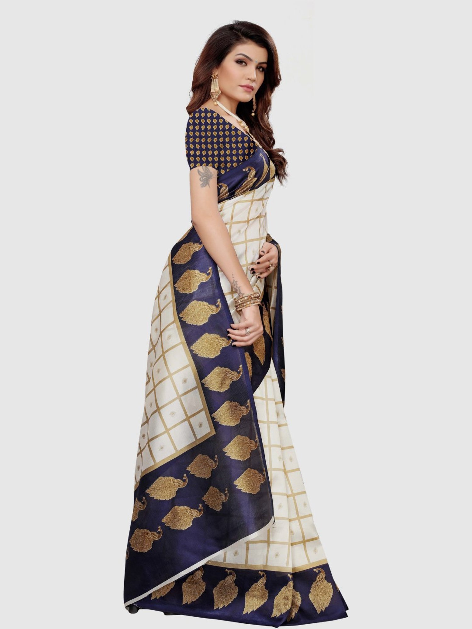 KSUT Off-White & Navy Printed Saree With Blouse