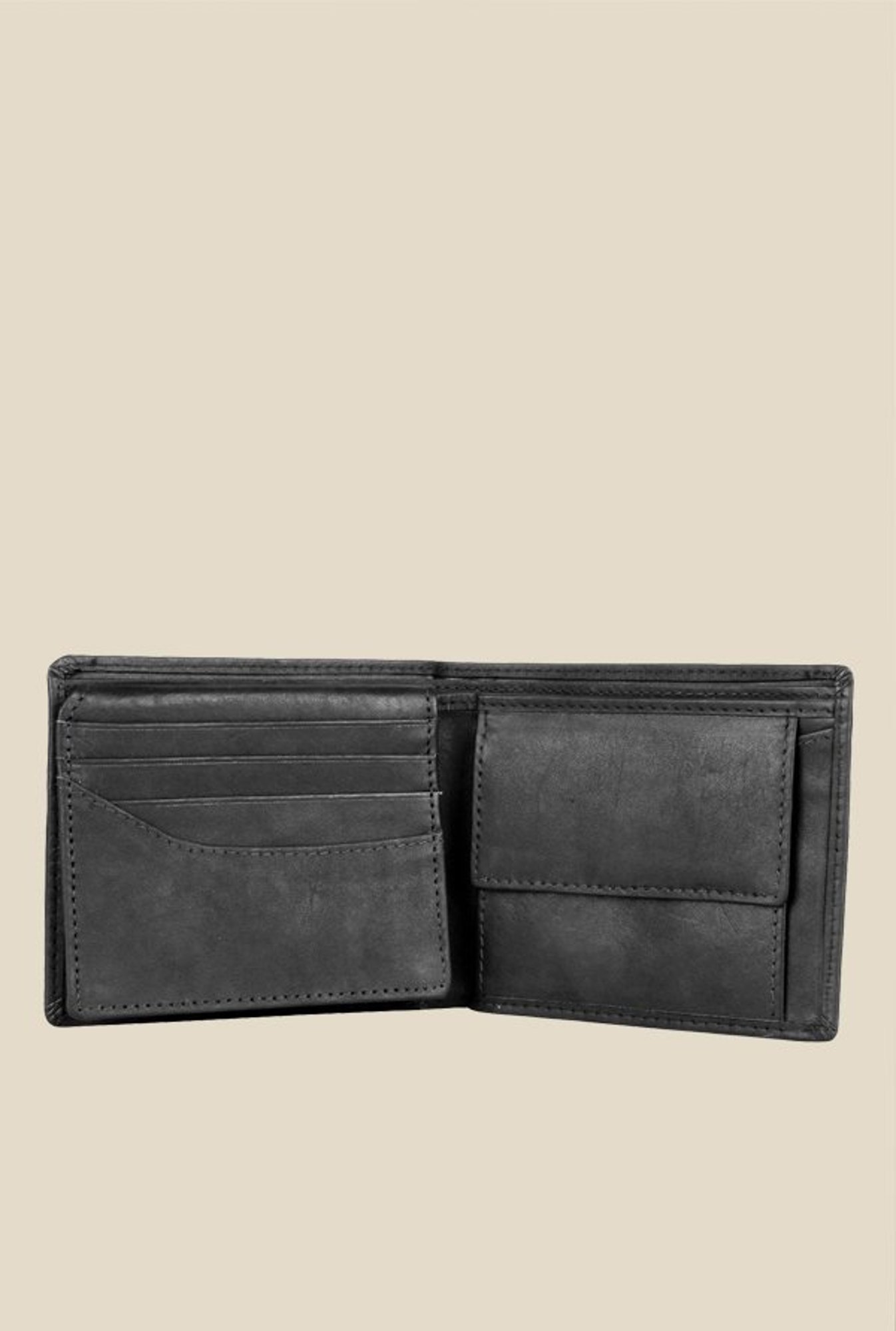 Bern Black Solid Bi-Fold Leather Wallet