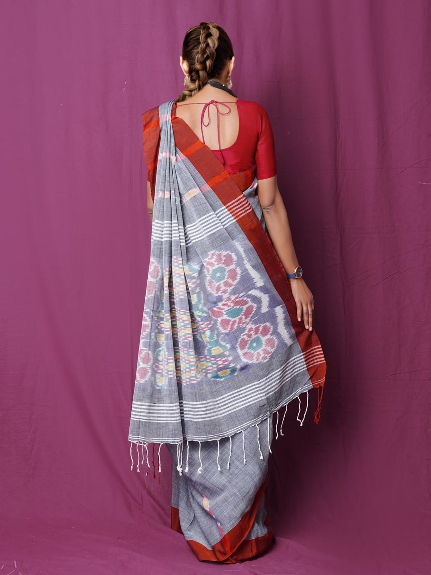 Unnati Silks Grey Linen Woven Saree With Unstitched Blouse