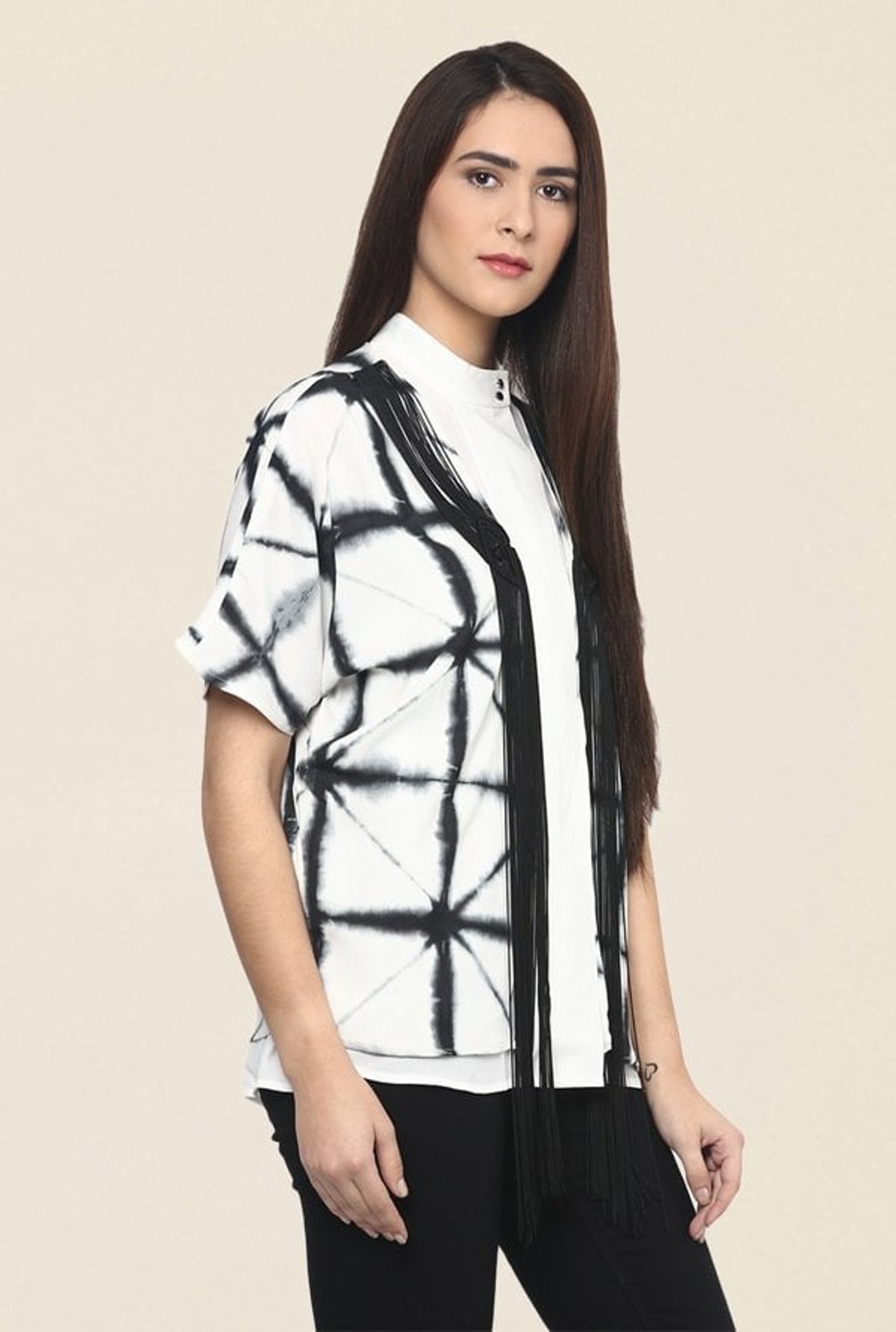 Fusion Beats Off White Printed Shrug