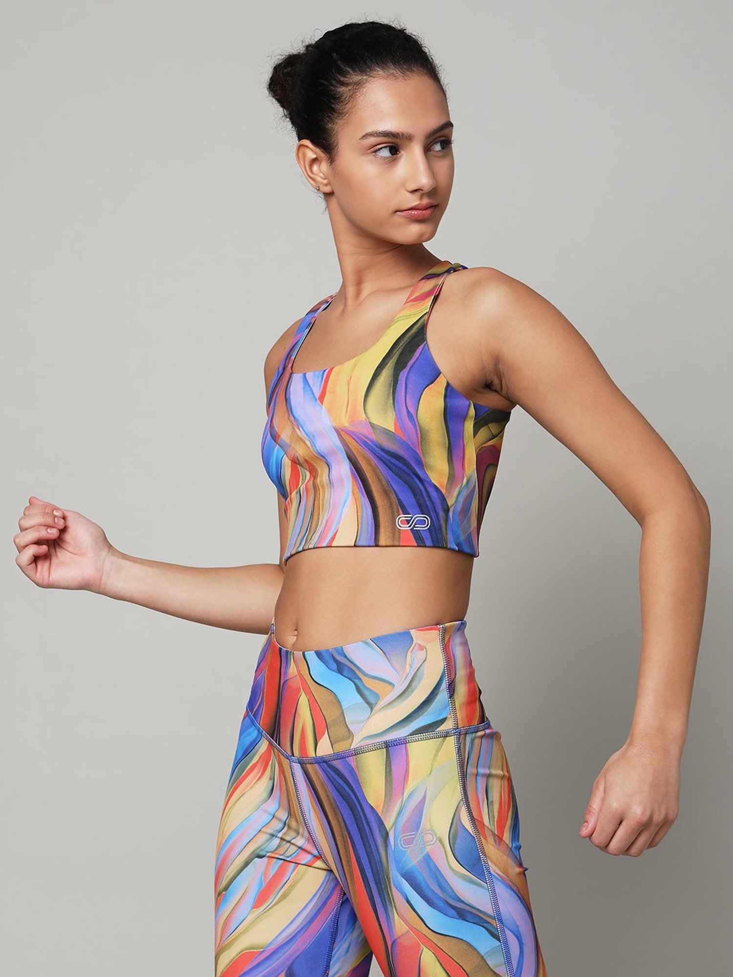 SILVERTRAQ Multicolor Printed Full Coverage Sports Bra