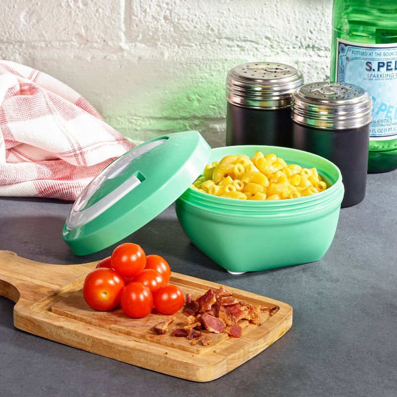 Fit & Fresh Hot Lunch Bowl with Spoon in Lid