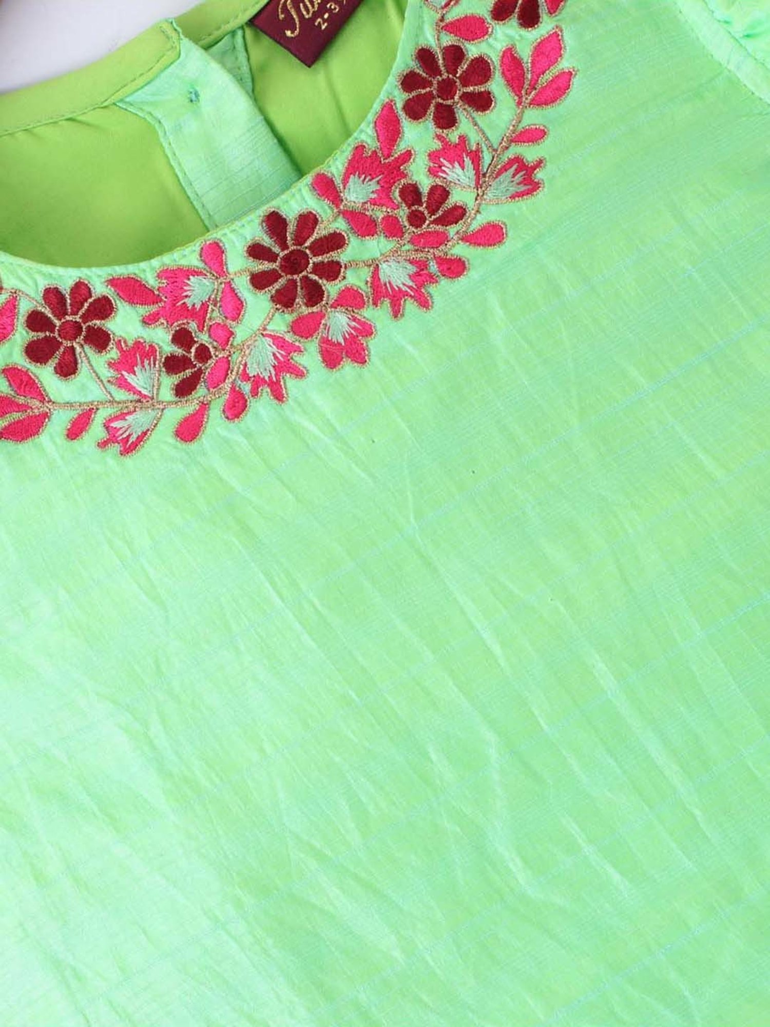 TWISHA Kids Green & Pink Embroidered Top Set