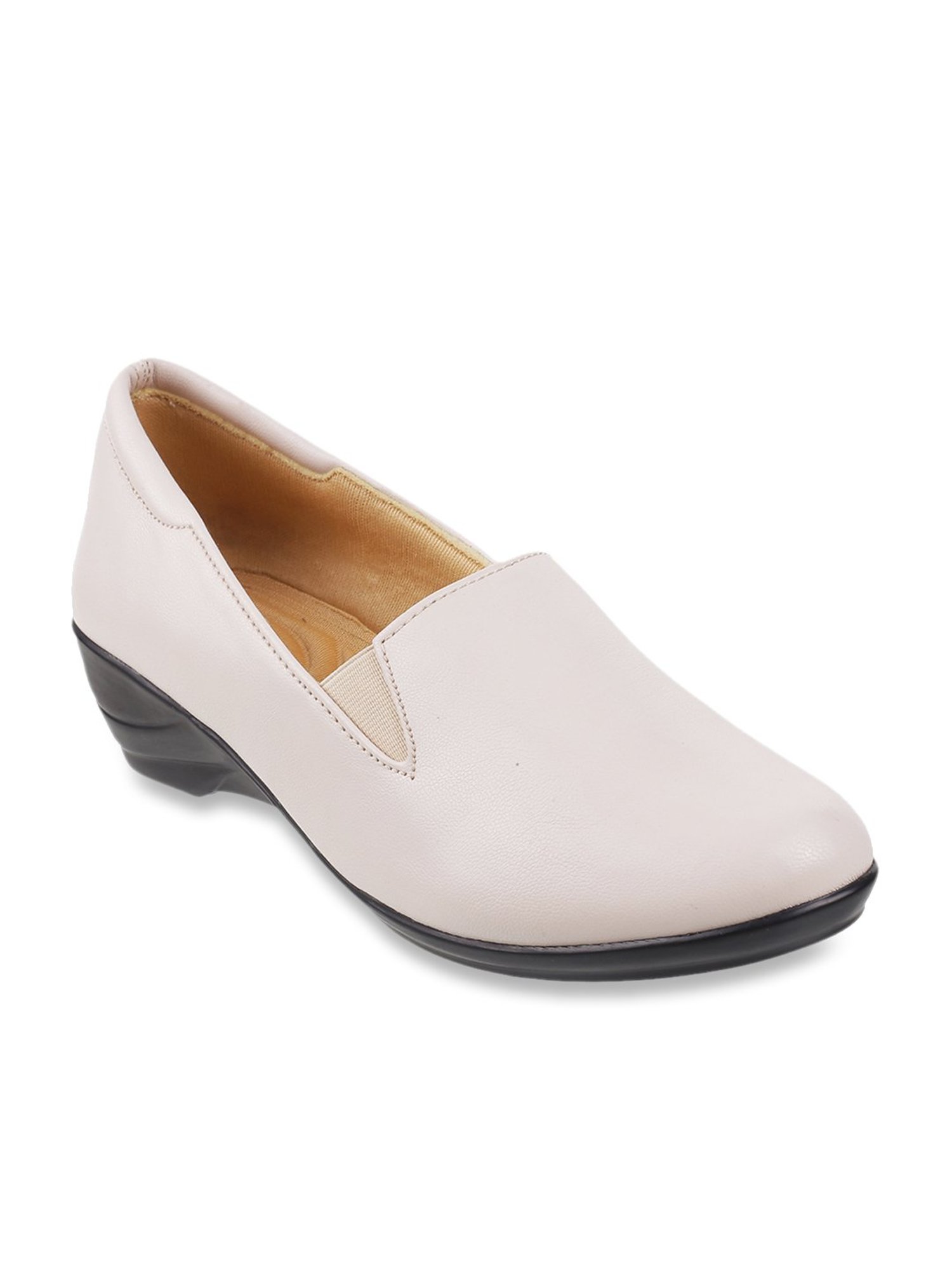 Walkway Women's Off White Wedge Pumps