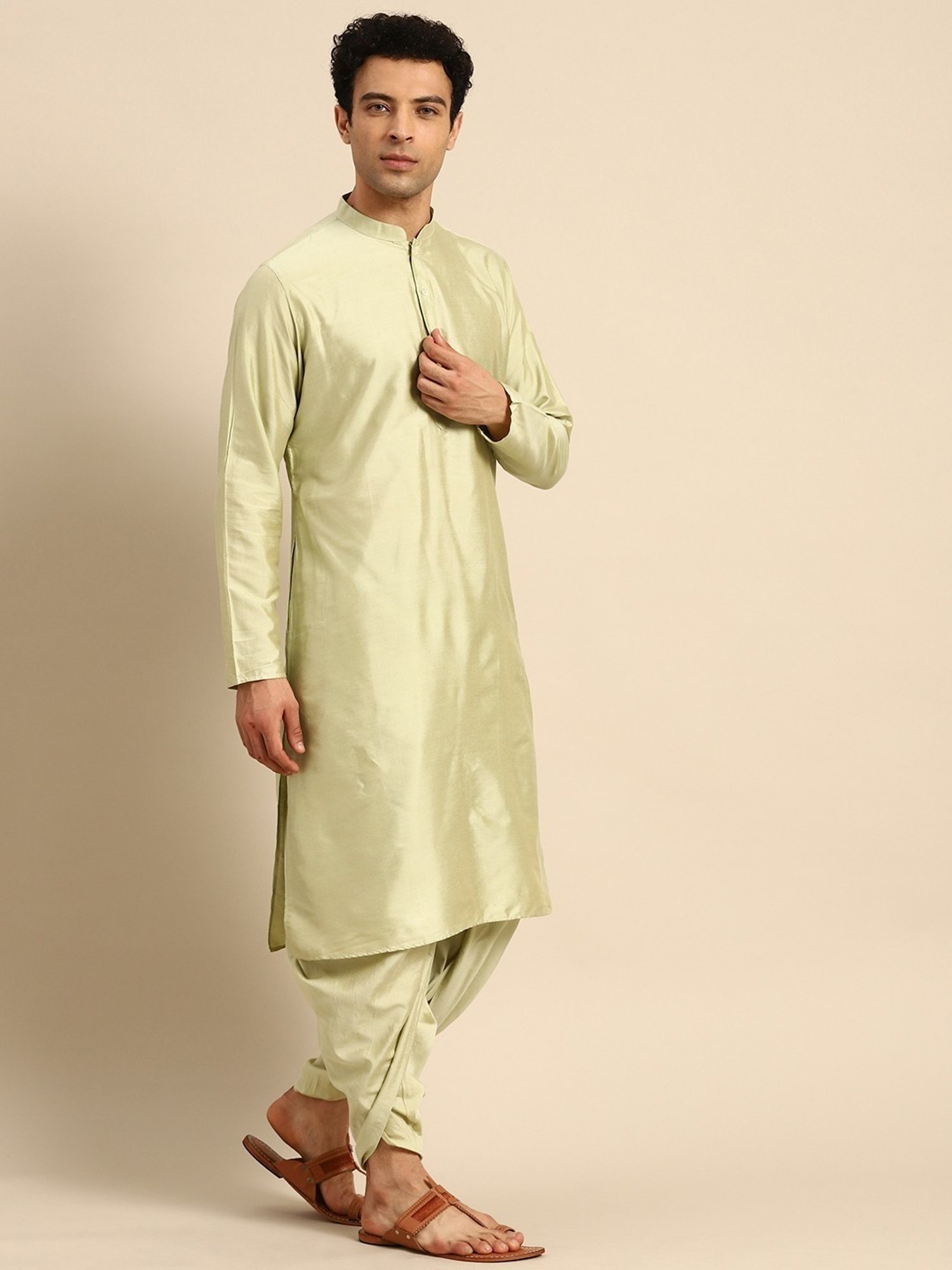 KISAH White & Green Regular Fit Self Pattern Kurta Set With Jacket