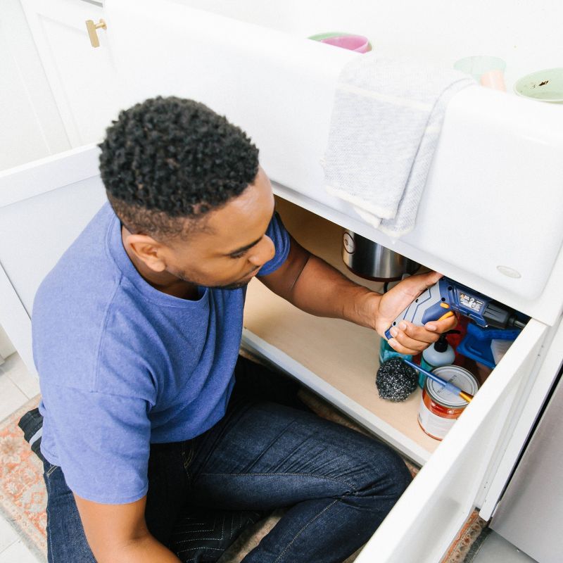 Blue Ridge Tools 2 in 1 Rechargeable Screwdriver Flashlight