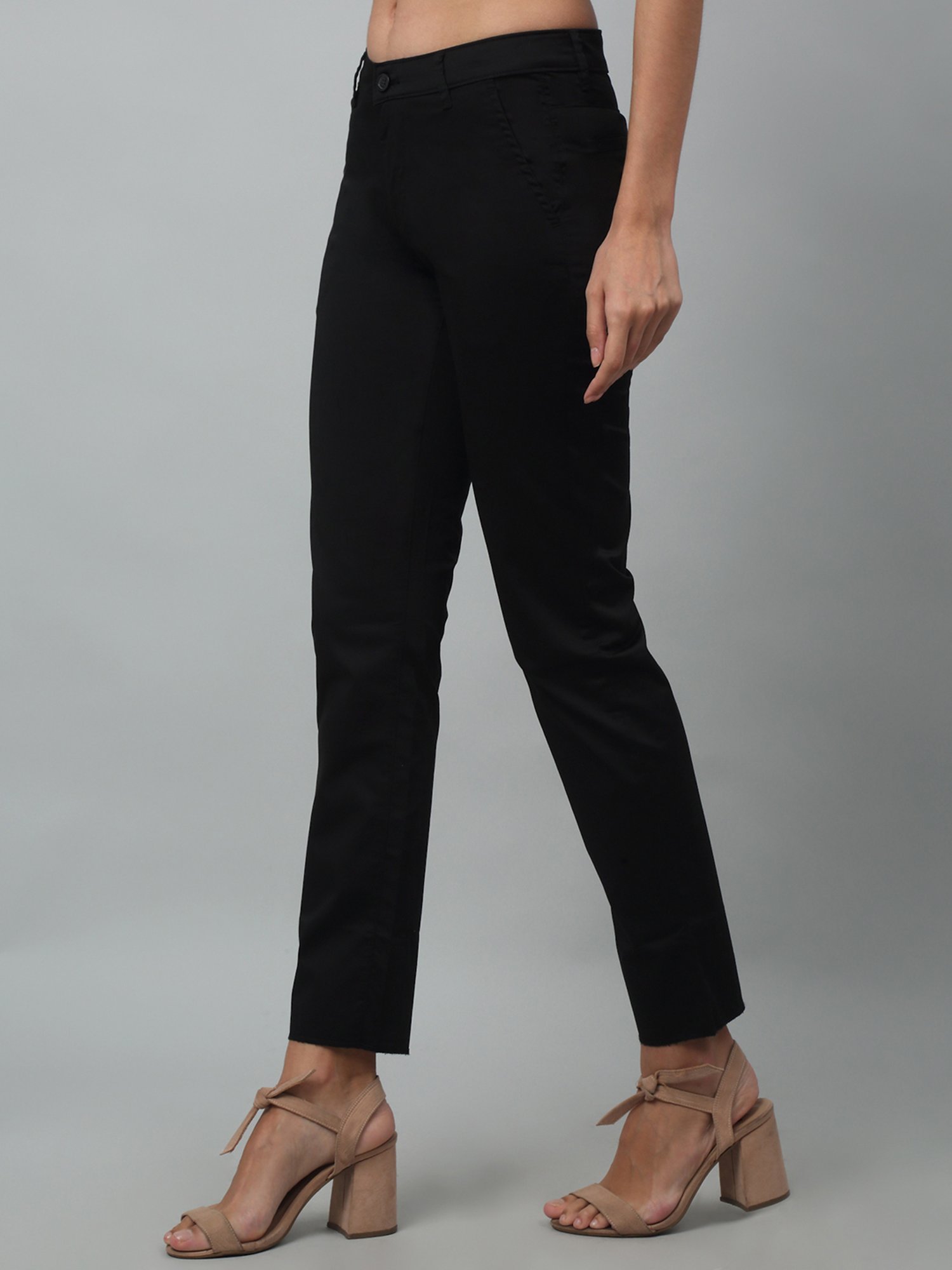 Crozo By Cantabil Black Cotton Lycra Regular Fit Mid Rise Trousers