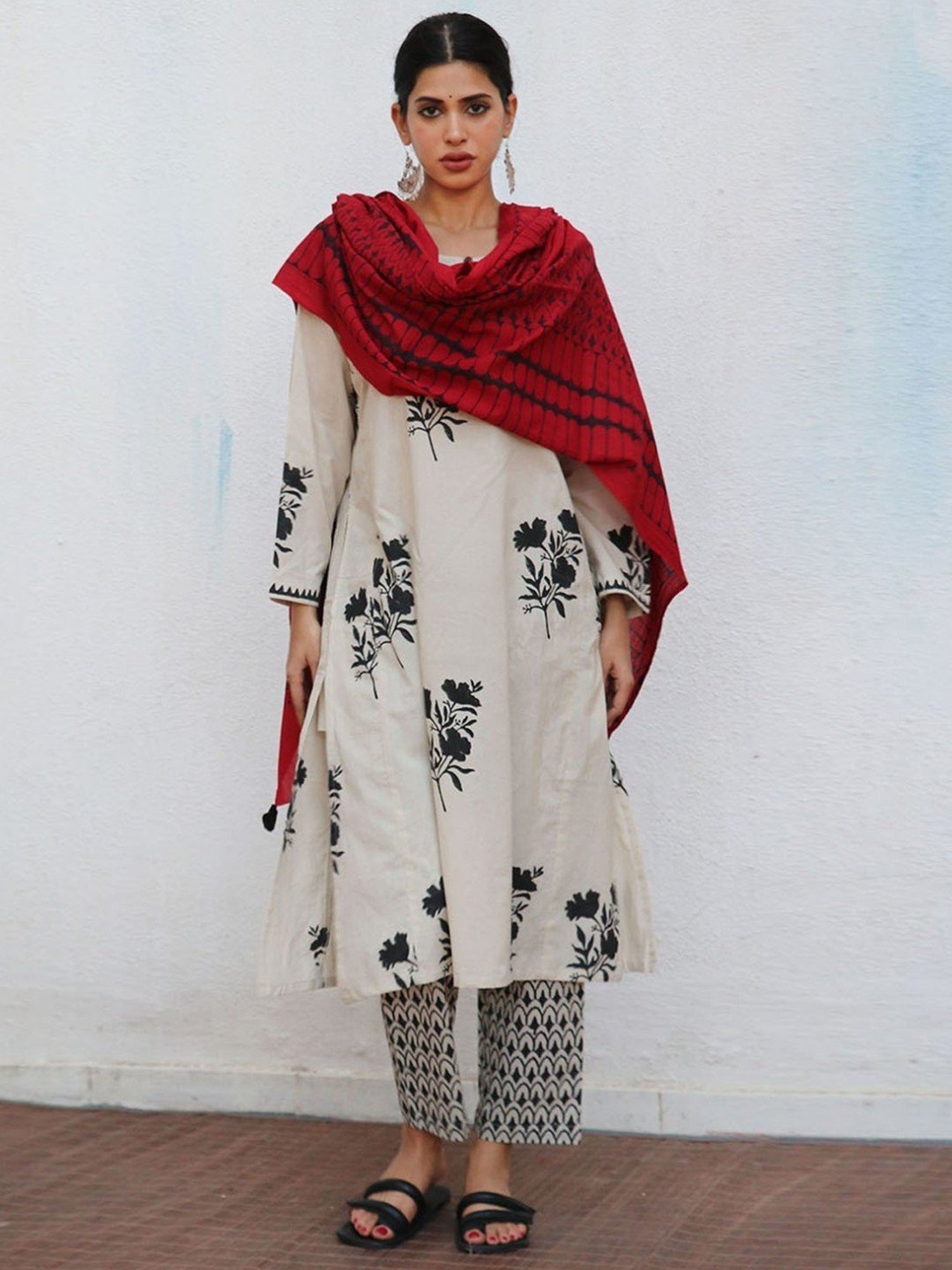 Chidiyaa No Made Gaia Blockprinted Cotton Dupatta