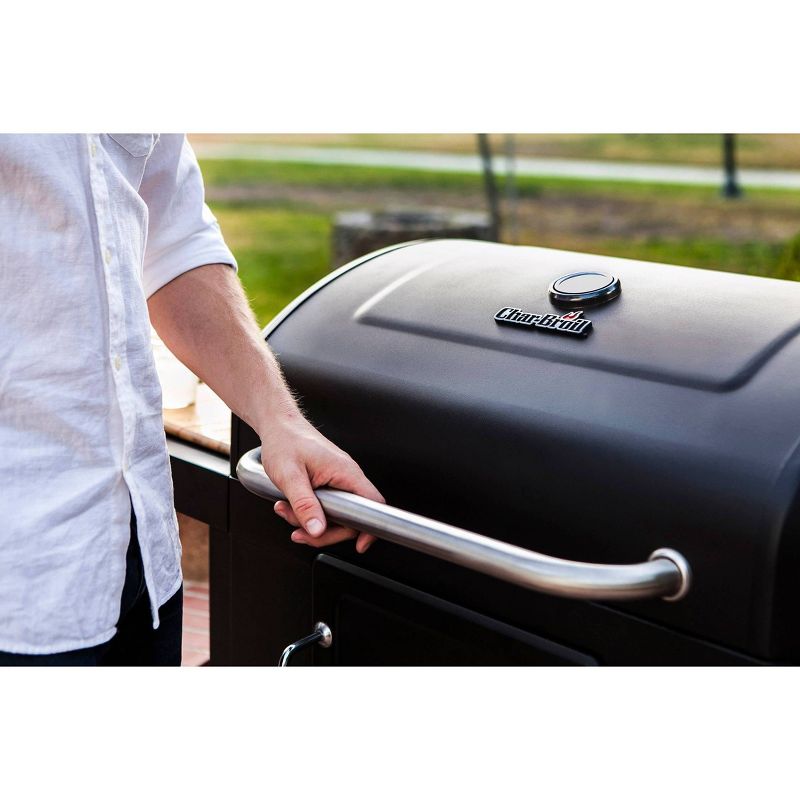 Char-Broil Performance 580 Charcoal Grill 16302038 - Black