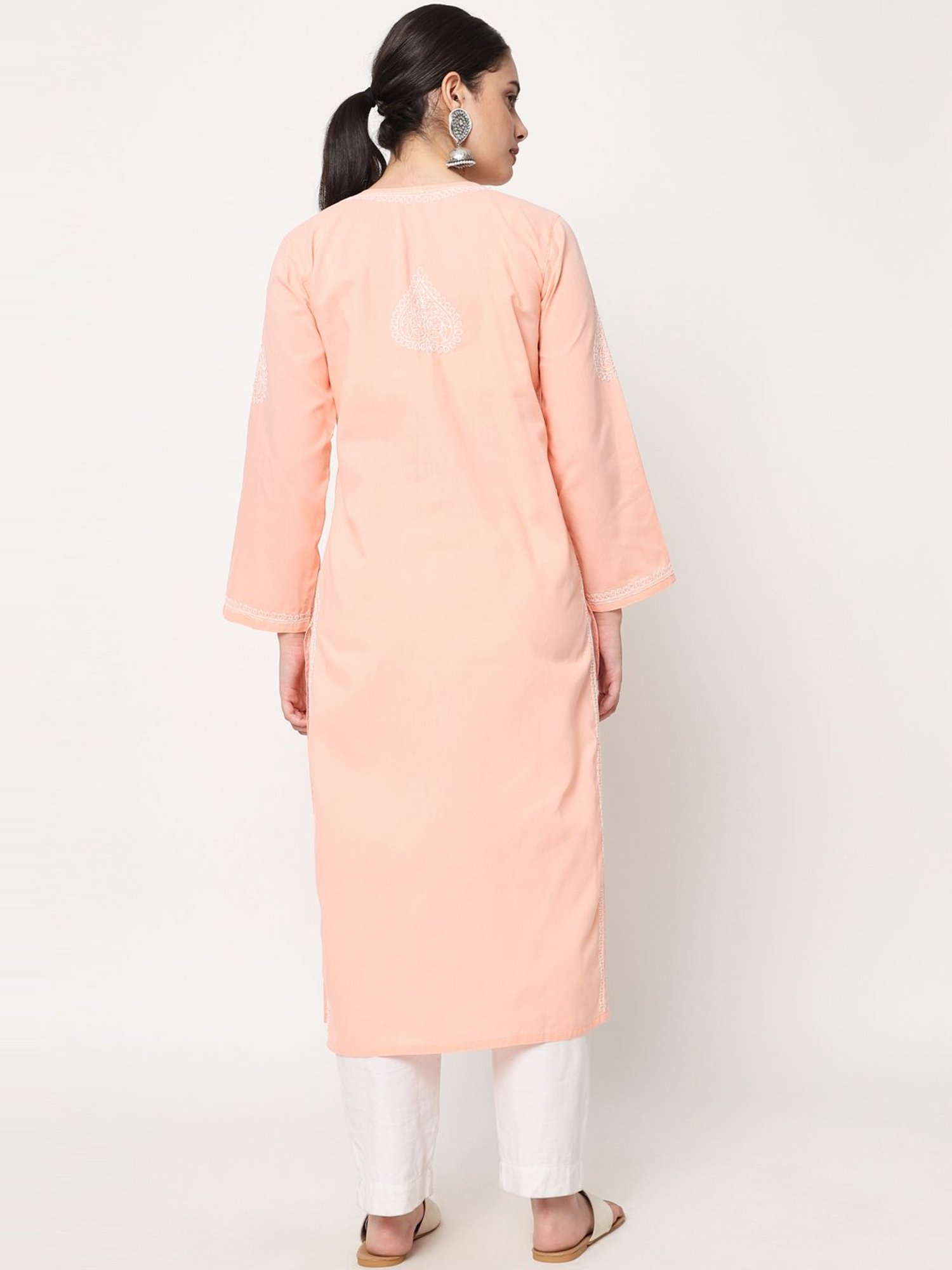 PARAMOUNT CHIKAN Peach Cotton Chikankari Straight Kurta