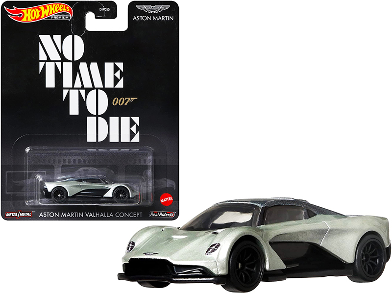 Aston Martin DBS Quantum Silver / Dark Gray Metallic (James Bond 007) "Quantum of Solace" (2008) Movie 1/18 Diecast Model Car by Auto World