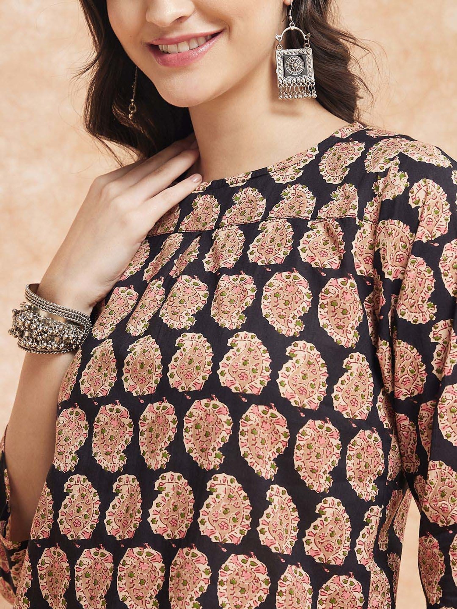 Inweave Black & Beige Printed Top