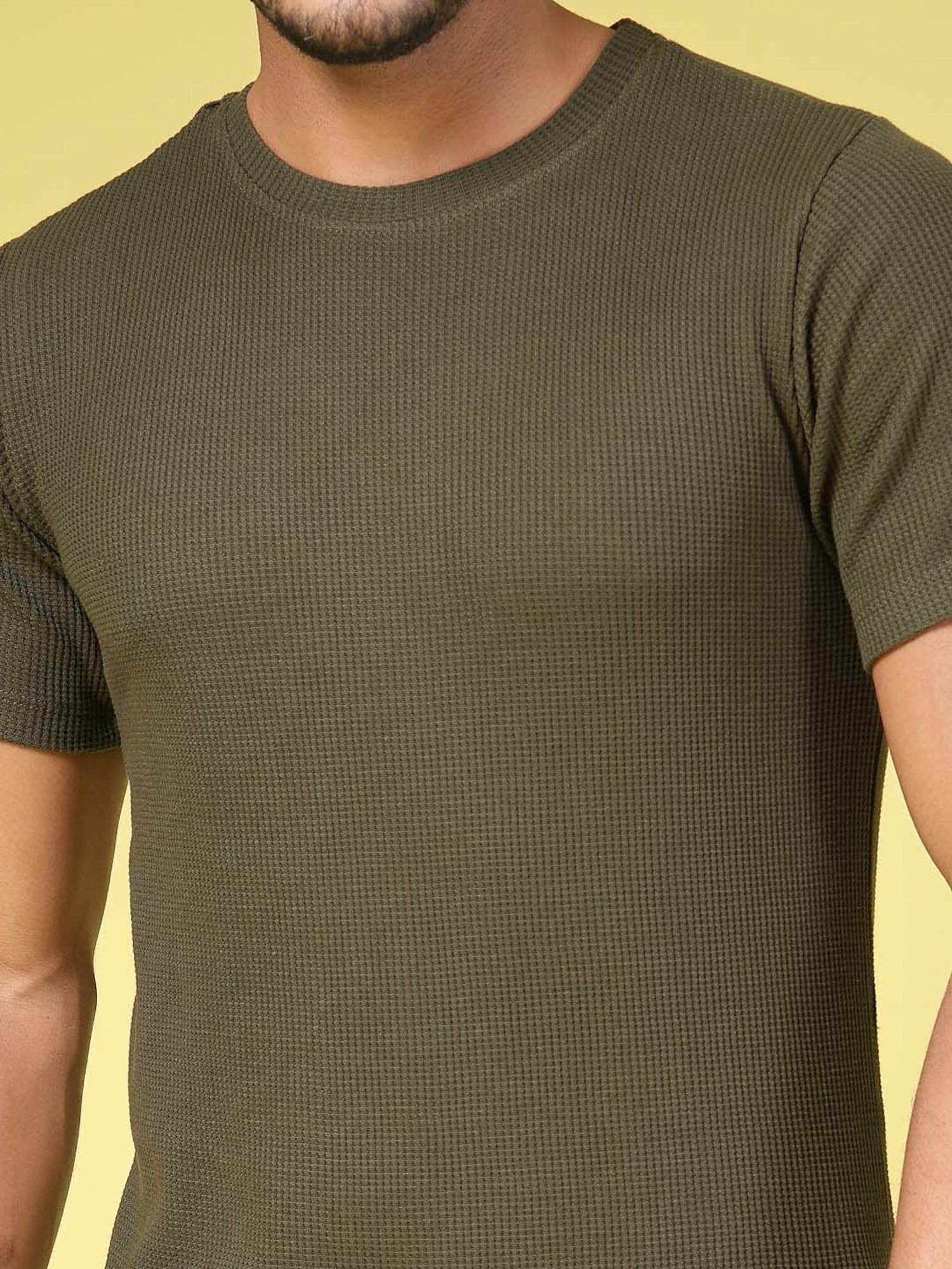 Rigo Olive Slim Fit Textured T-Shirt & Shorts Set