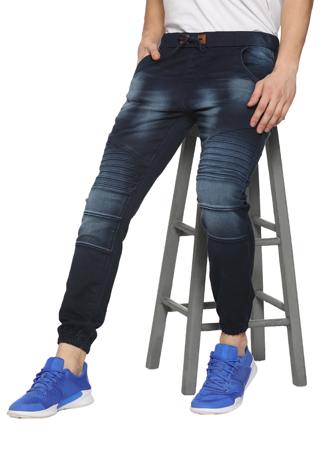 Campus Sutra Blue Slim Fit Lightly Washed Jeans