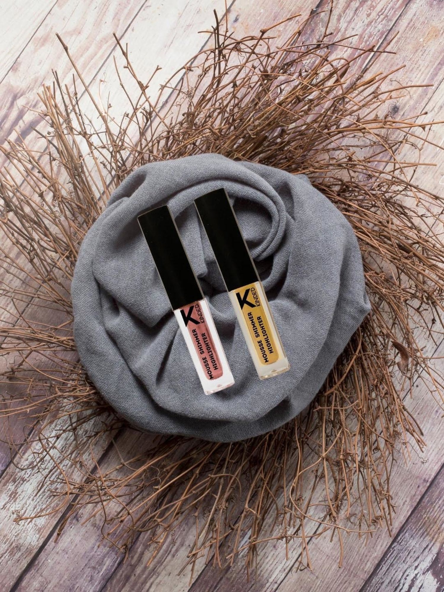 KINDED Mousse Shimmer Highlighter 02 Rusty Bronze & 04 Golden Glaze Combo