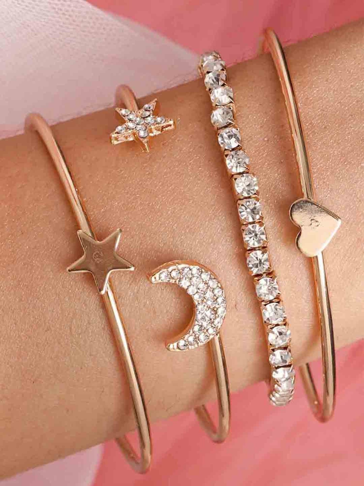 Joker & Witch Magic Trick Golden Bracelet - Set of 4