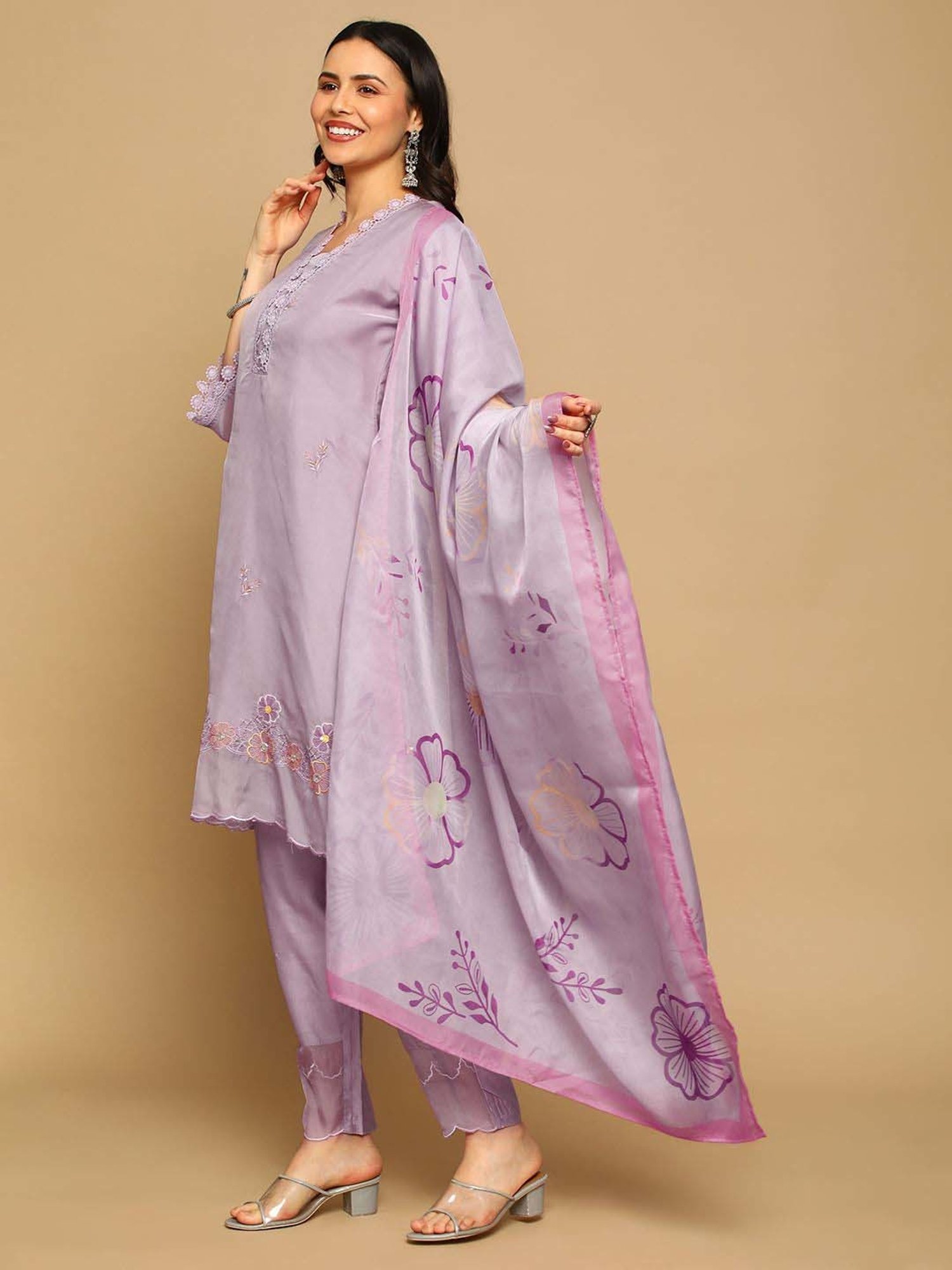 Heeposh Purple Embroidered Kurta Pant Set With Dupatta