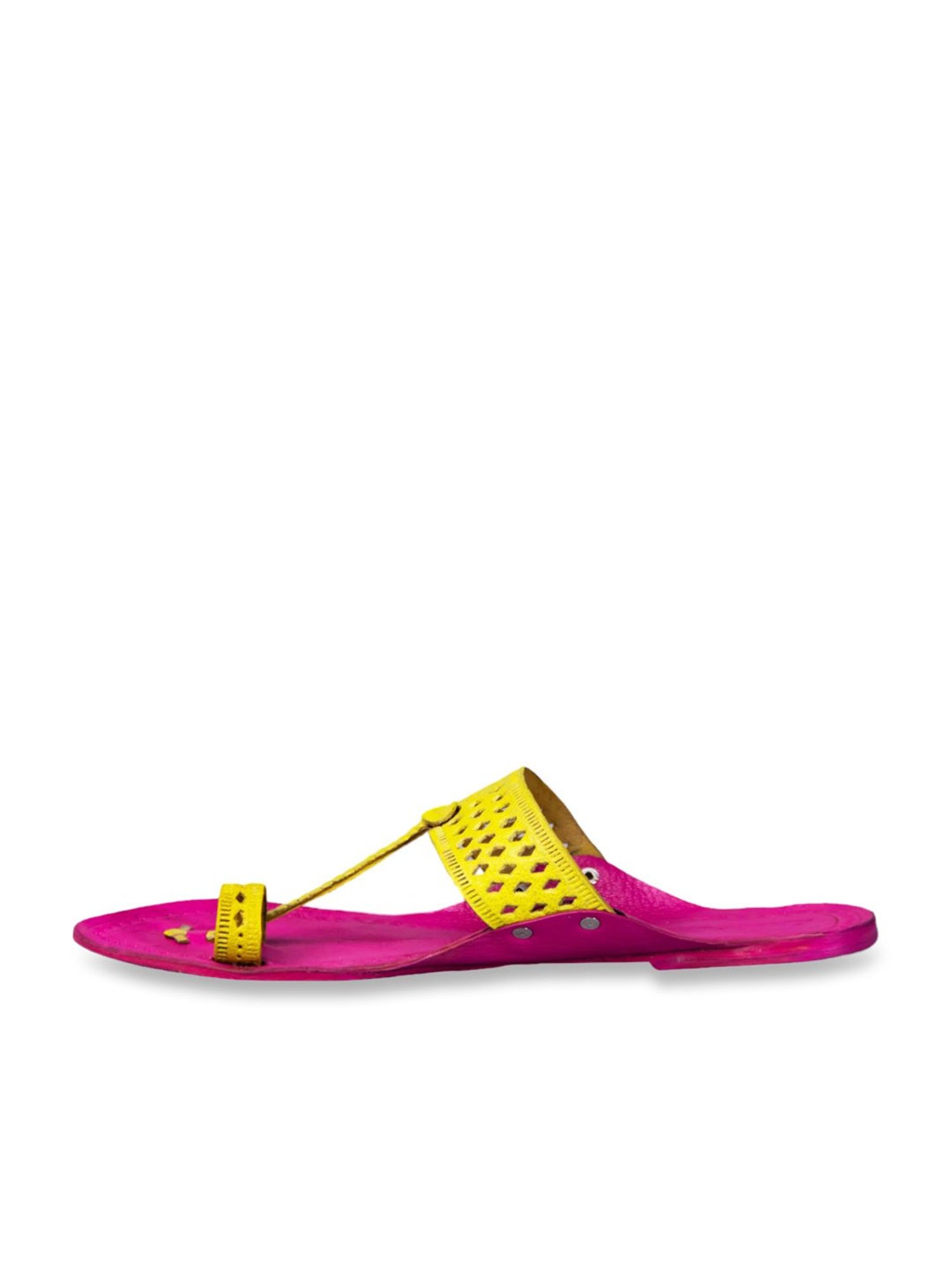 Kalapuri Women's Yellow Kolhapuri Sandals