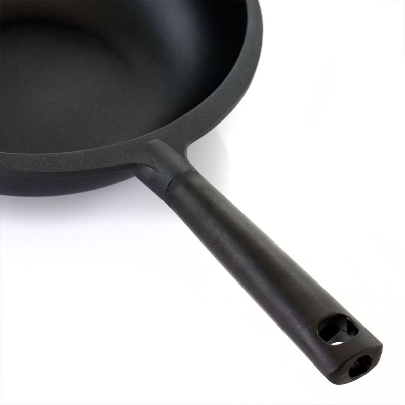 Gibson Home Venus 12 in. Wok in Black