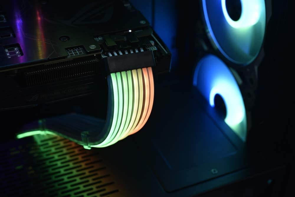 LIAN LI PW8-V2 ADDRESSABLE RGB STRIMER Plus 8-PIN, white