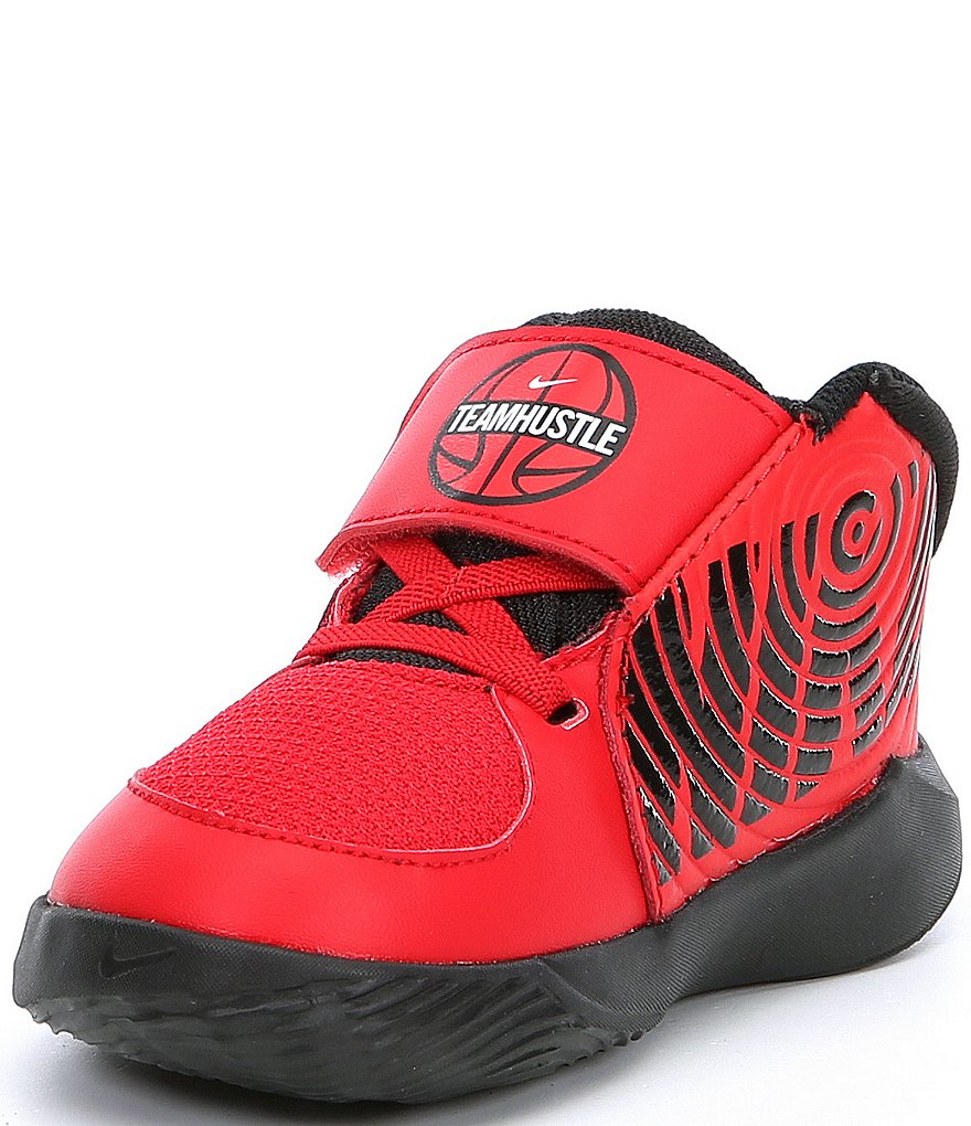 Nike Boys' Team Hustle D 9 TD Basketball Shoes (Infant)