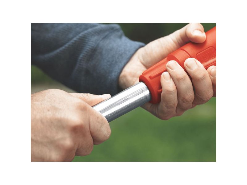 Black & Decker ST7700 4.4 Amp 13 in. 2-in-1 Straight Shaft Electric String Trimmer / Edger