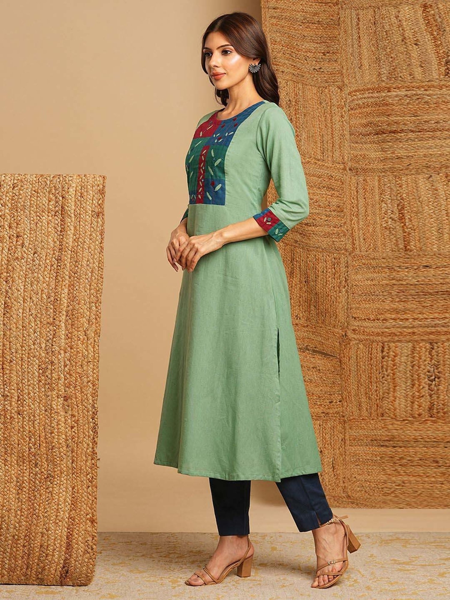 Kami Kubi Green Cotton Embroidered A Line Kurta