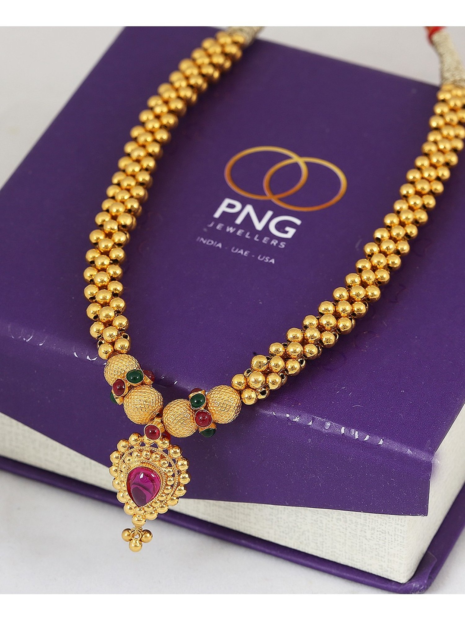 P.N.Gadgil Jewellers Chitraa Gold 22k Kolhapuri Thushi Necklace