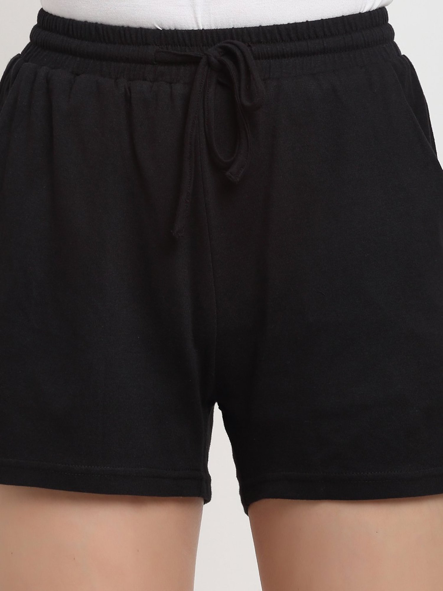 BRINNS Black Regular Fit Mid Rise Shorts