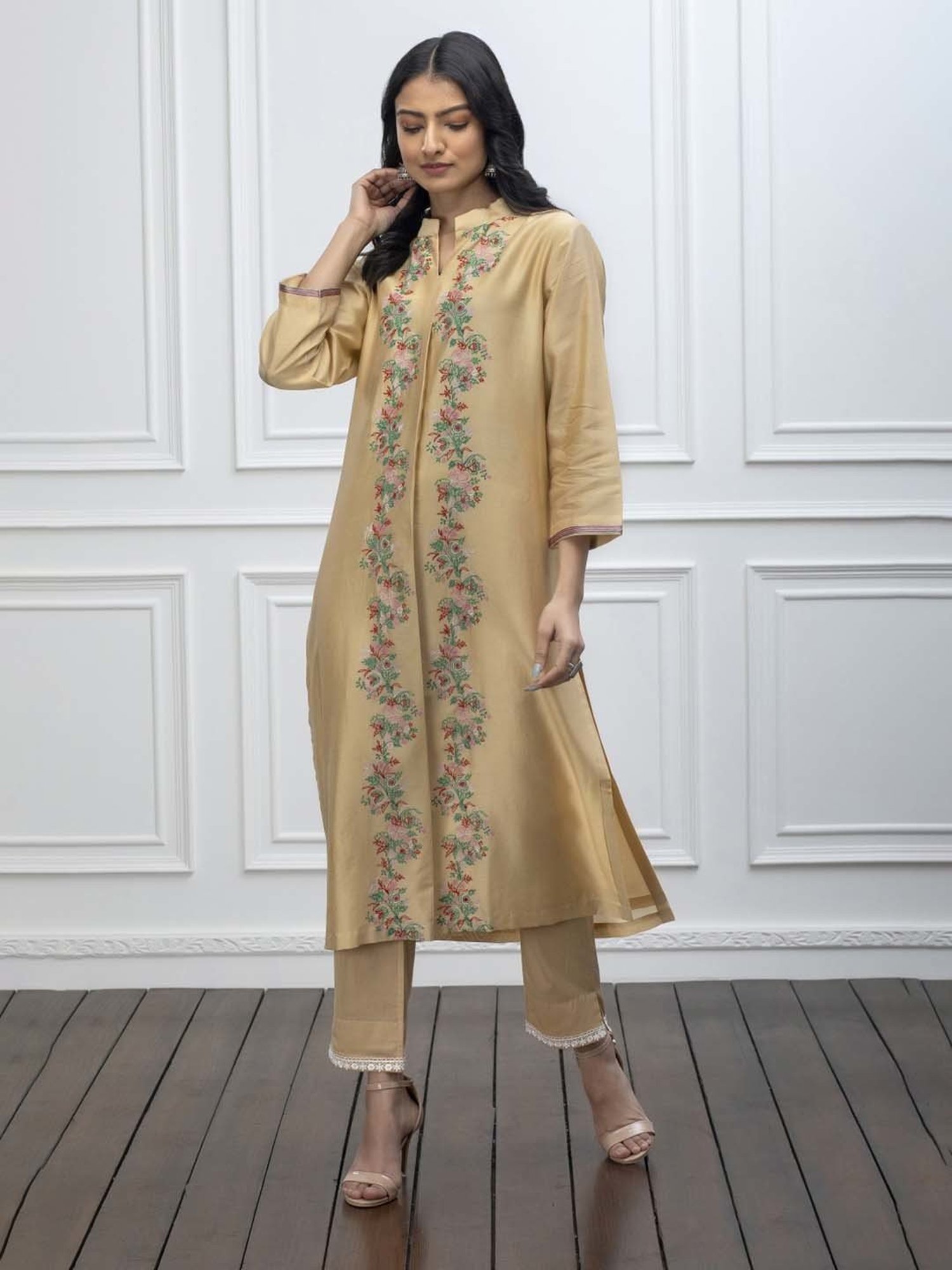 Smriti Gupta Ishaya Beige Kurta Set