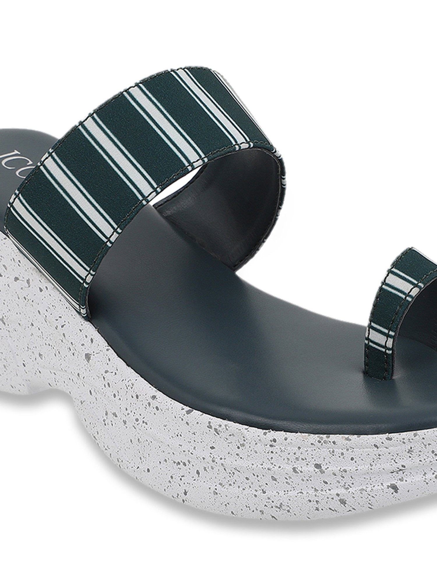 Iconics Women's Green Toe Ring Wedges