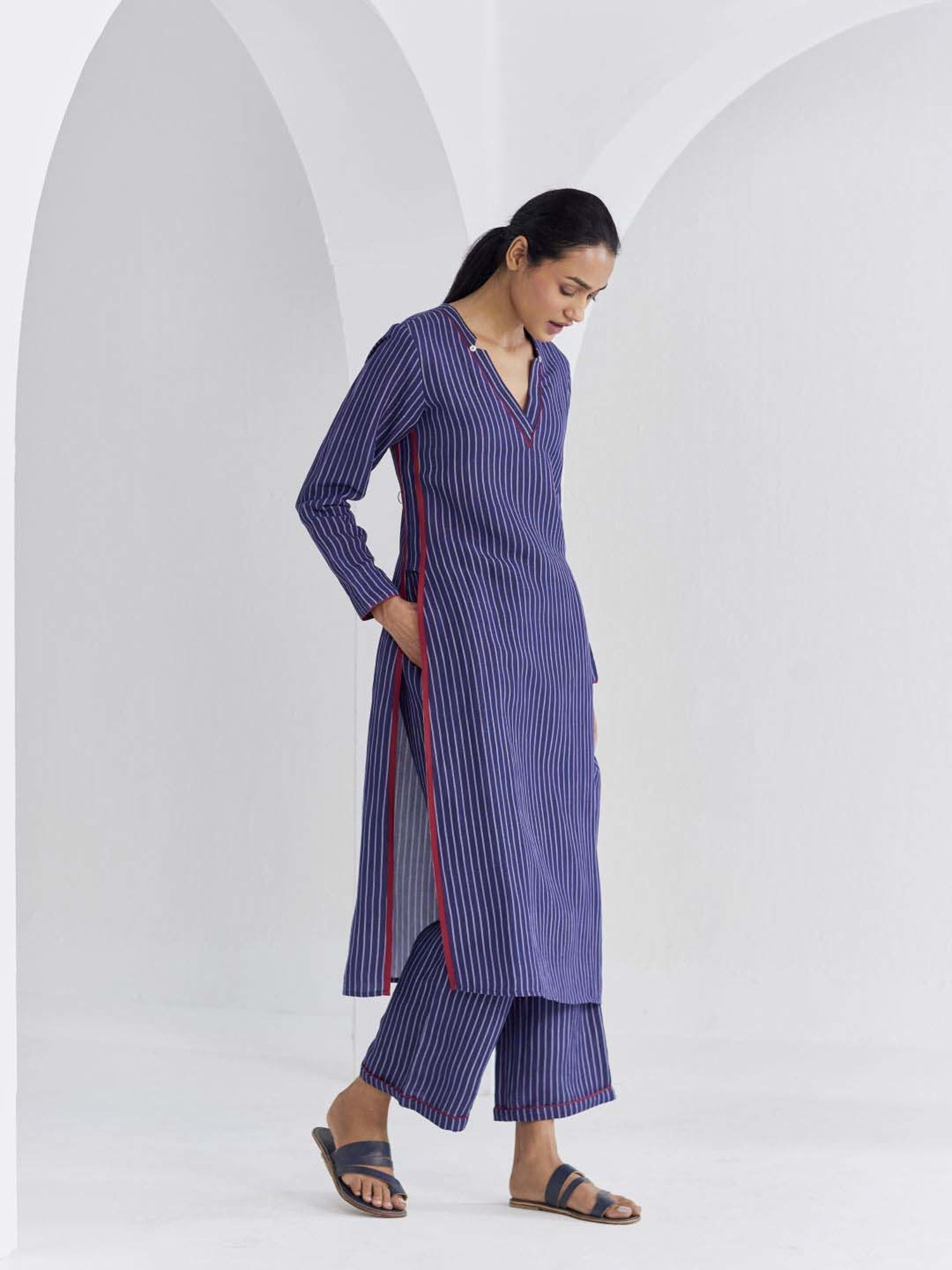 Ancestry Blue Striped Straight Kurta