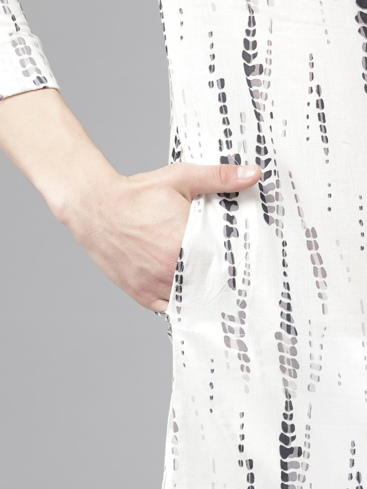 See Designs White Cotton Regular Fit Printed Kurta Bottom Set