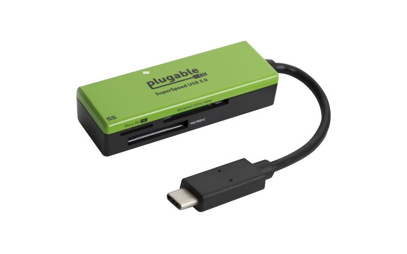 Plugable USB C SD Card Reader