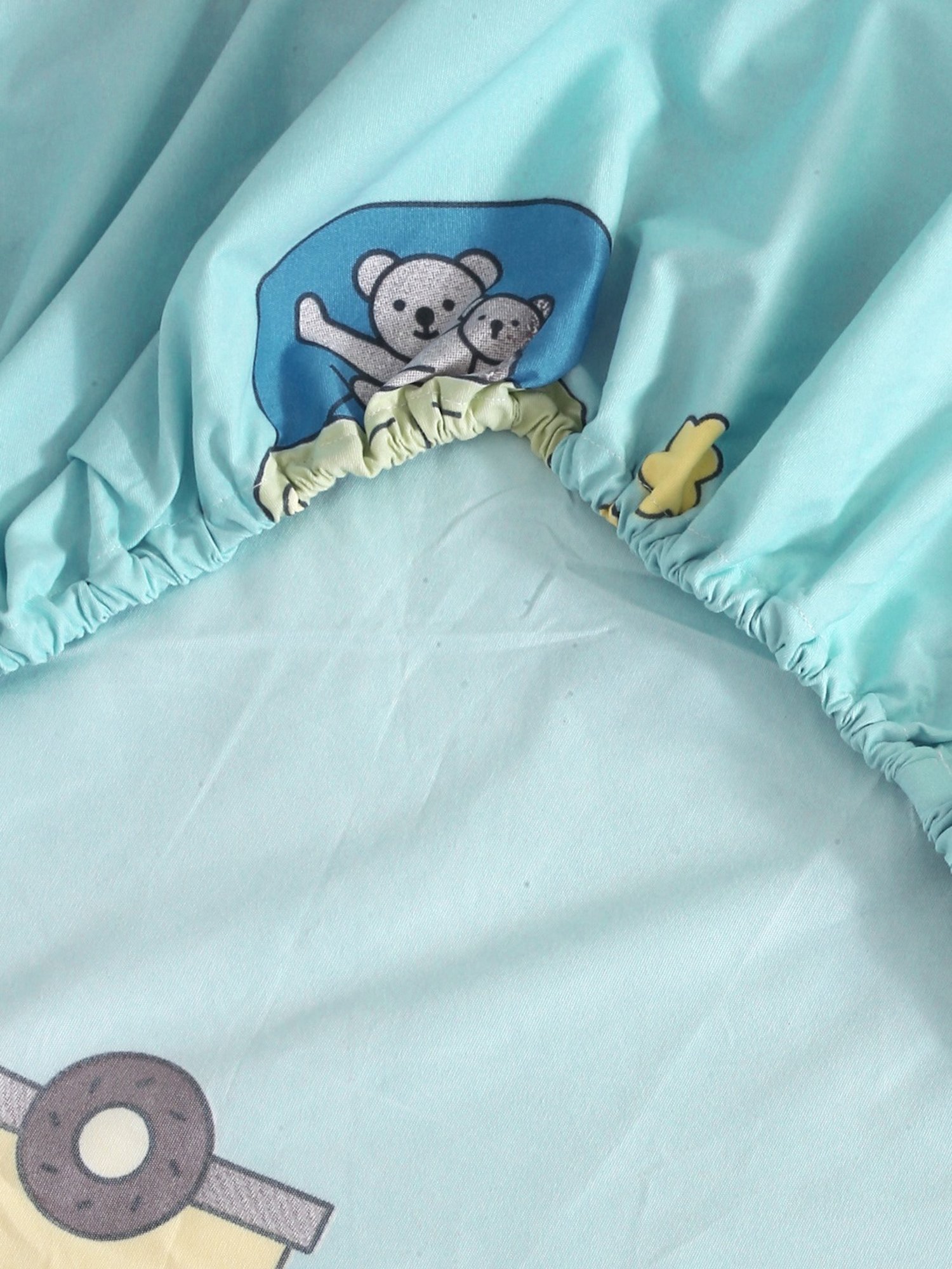 Klotthe Character based Multicolor 210 TC Cotton King Bedsheet with 2 Pillow Covers