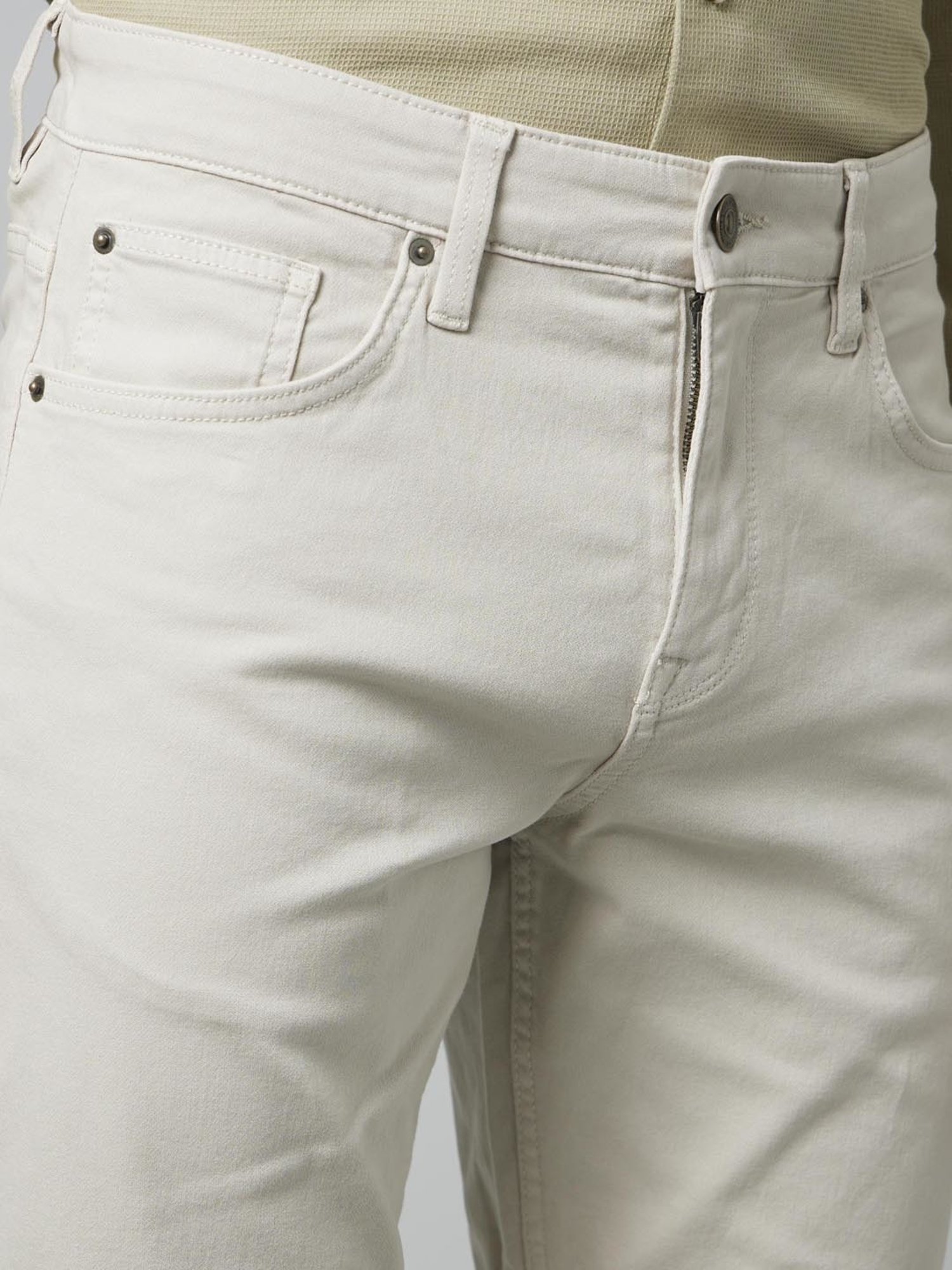 Celio* White Cotton Regular Fit Shorts