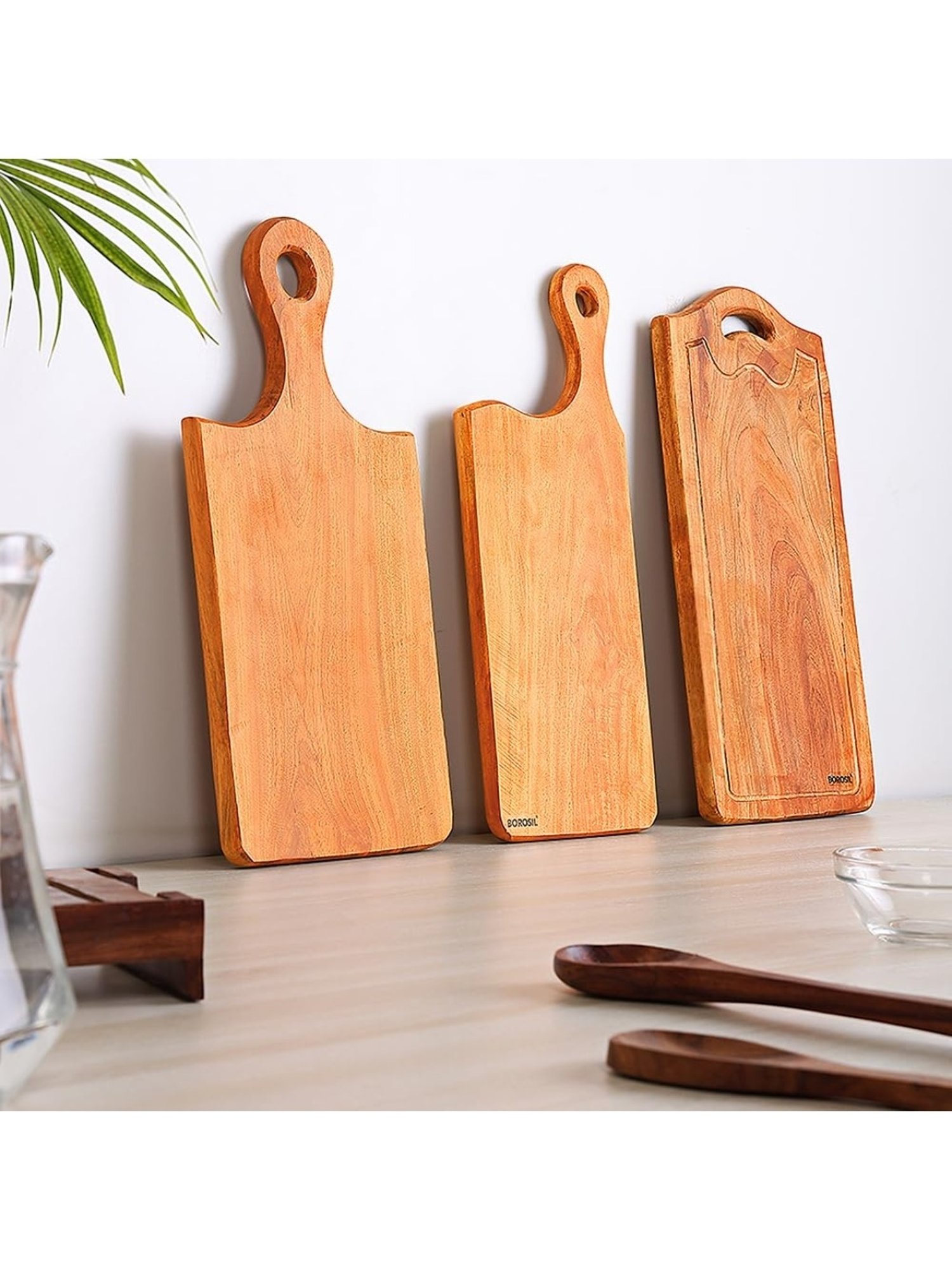 Crayton Natural Beige Mango Wood Chopping Board - Set of 1