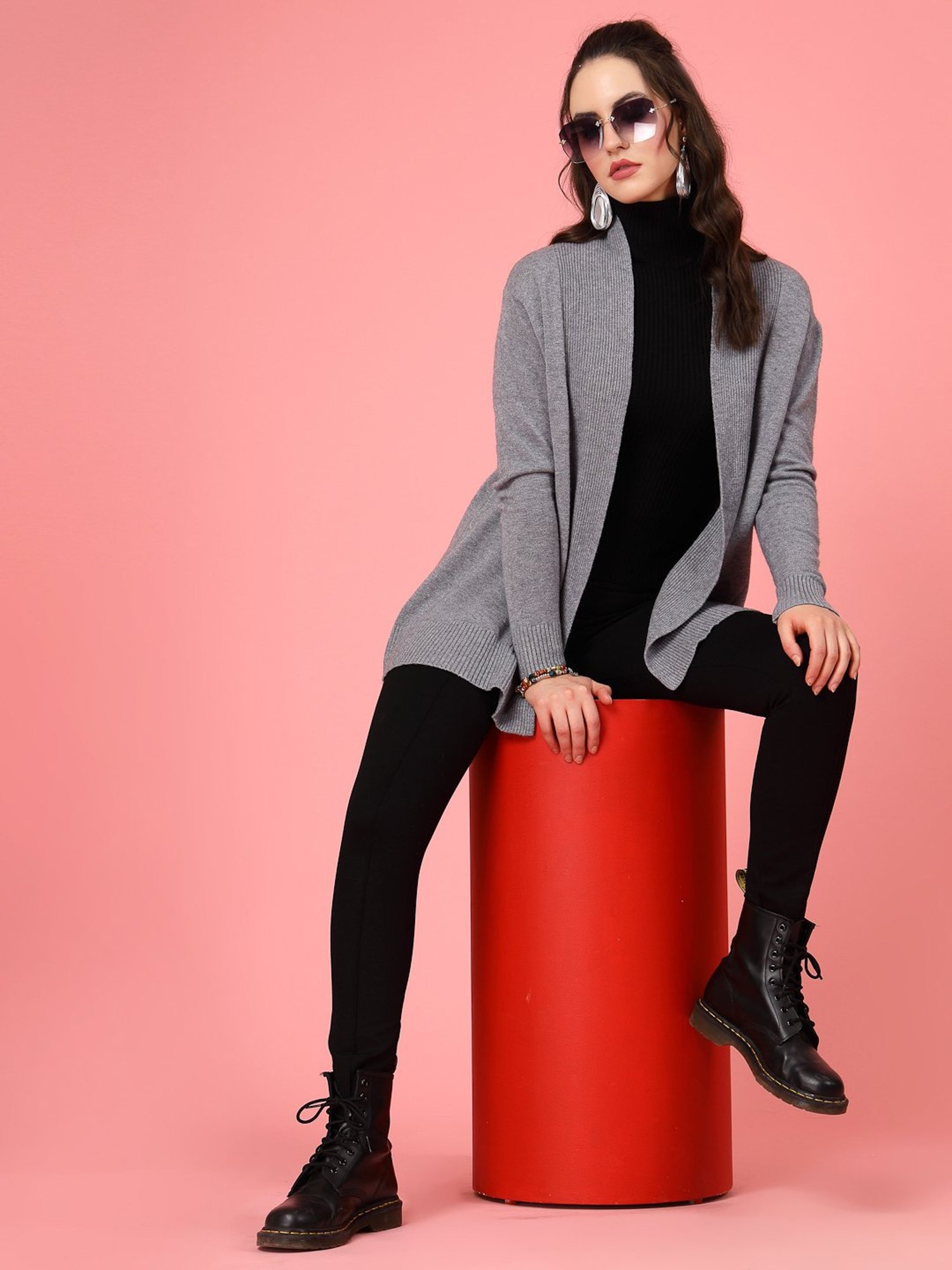 Mafadeny Grey Textured Shrug