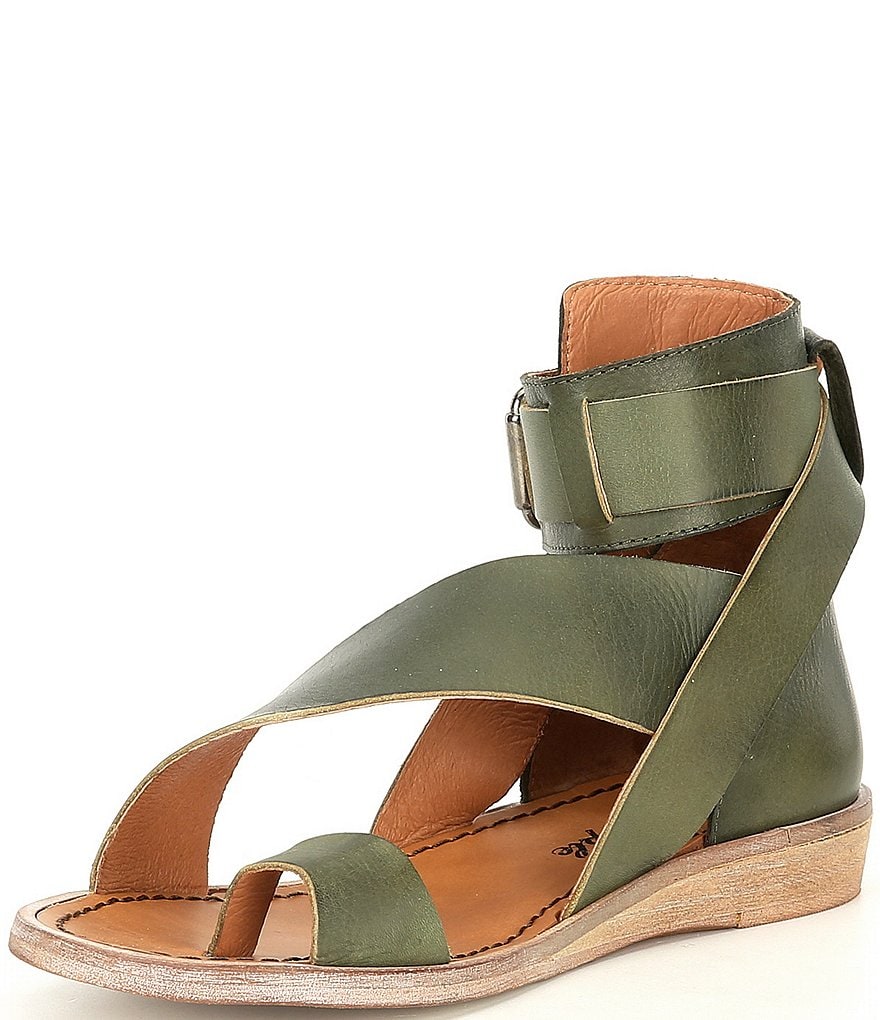 Free People Vale Leather Asymmetrical Toe Loop Ankle Strap Sandals