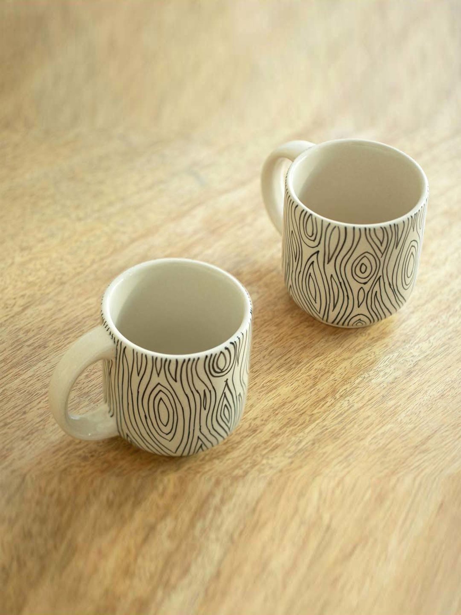 Ellementry Livada Off-White & Black Ceramic Mug (0.2 L) - Set of 2