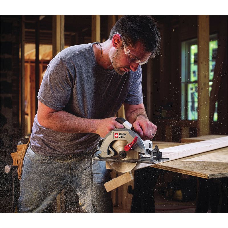 Porter-Cable PCE300 15 Amp 7-1/4 in. Steel Shoe Circular Saw