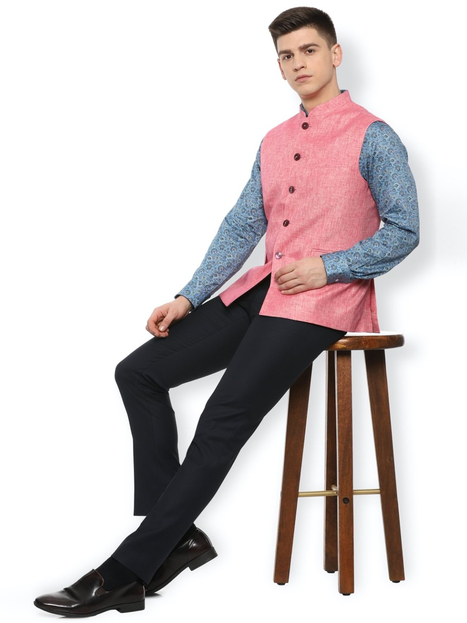 Vastramay Black Regular Fit Blazer